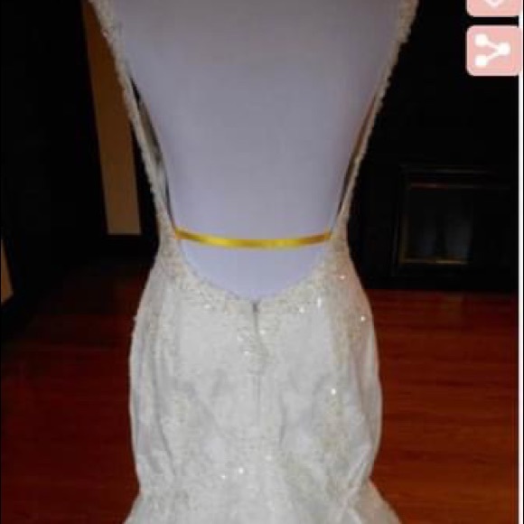 *BRAND NEW* DAVIDS BRIDAL wedding dress - Picture 4 of 9